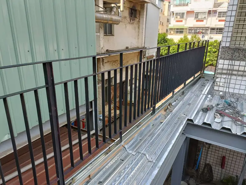 造型欄杆安裝 | 鋼構露台搭建